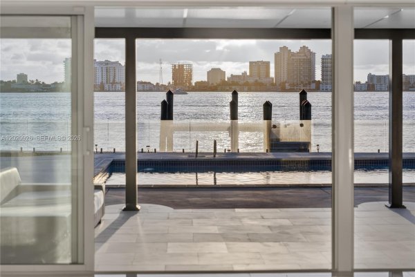 1101 S Shore Dr #1 Miami Beach, FL 33141
