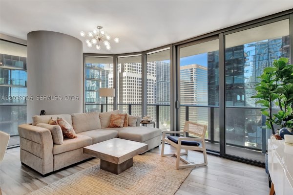 801 S Miami Ave #2205 Miami, FL 33130