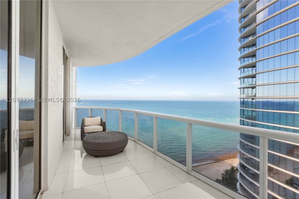 15811 Collins Ave #1702 Sunny Isles Beach, FL 33160