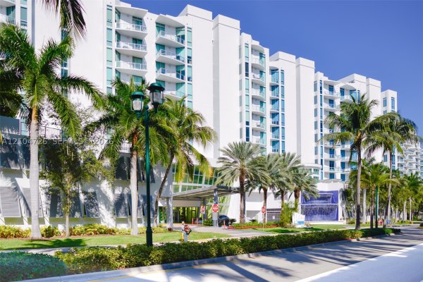3029 NE 188th St #516 Aventura, FL 33180