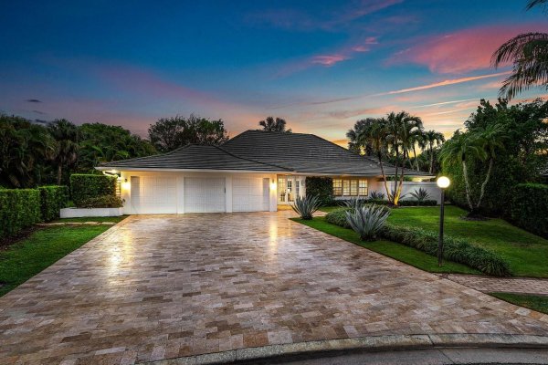 17844 Scarsdale Way Boca Raton, FL 33496