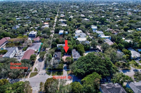 5210 SW 72nd St Miami, FL 33143