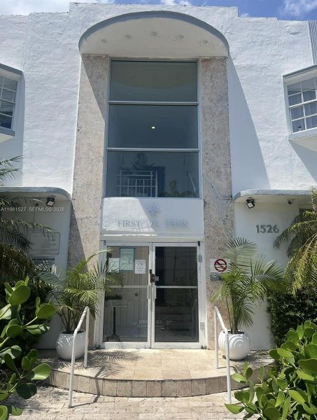 1526 Pennsylvania Ave #15 Miami Beach, FL 33139