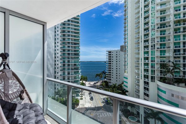 1300 Brickell Bay Dr #1102 Miami, FL 33131