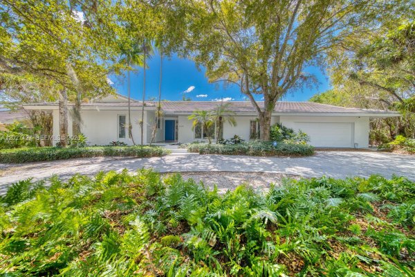 620 Conde Ave Coral Gables, FL 33156