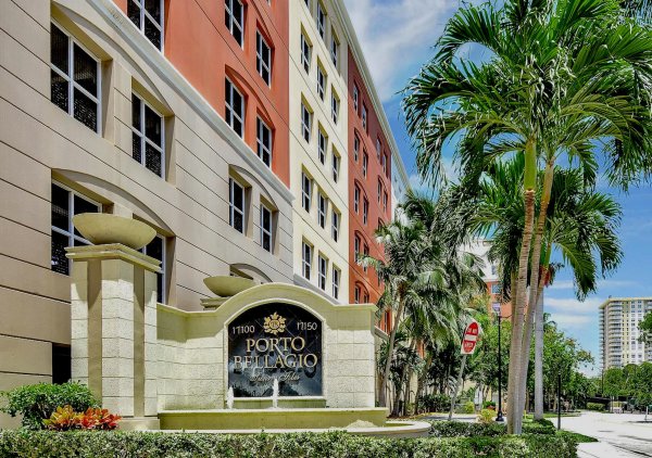 17150 N Bay #2709 Sunny Isles Beach, FL 33160