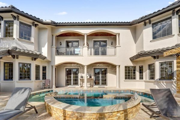 2340 NE 47th Lighthouse Point, FL 33064