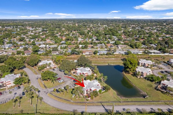 4145 Village Dr #D Delray Beach, FL 33445