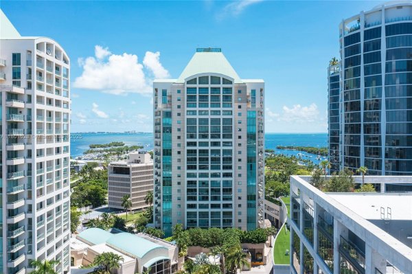 3400 SW 27th Ave #1904 Coconut Grove, FL 33133