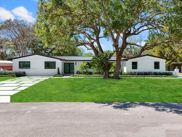 16610 SW 82nd Ct Palmetto Bay, FL 33157