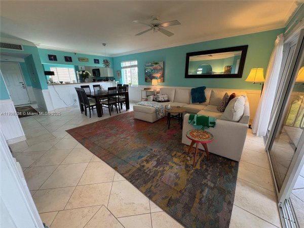 275 Palm Ave #B201 Jupiter, FL 33477