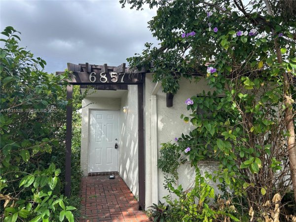 6857 SW 36th Ct #6-B Miramar, FL 33023