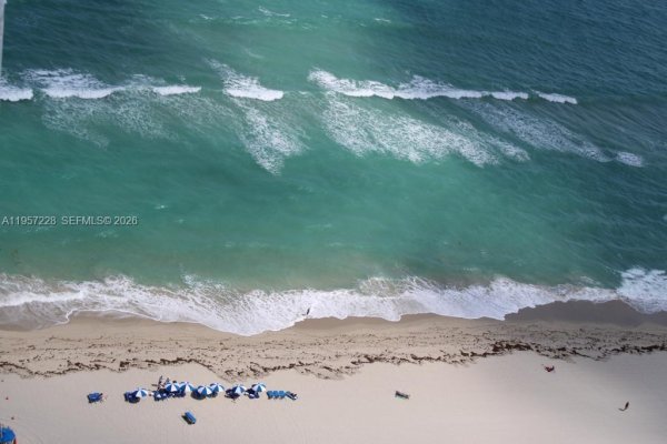 18975 Collins Ave #2905 Sunny Isles Beach, FL 33160