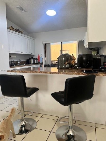 2815 W 76th St #202-17 Hialeah, FL 33018