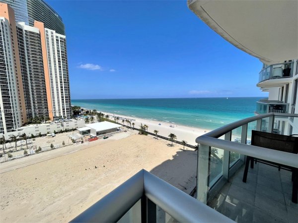 18683 Collins Ave #1206 Sunny Isles Beach, FL 33160