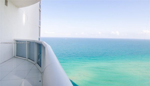 15811 Collins Ave #2602 Sunny Isles Beach, FL 33160