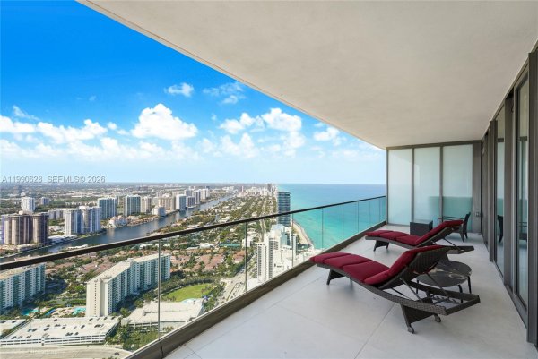 18975 Collins Ave #5103 Sunny Isles Beach, FL 33160