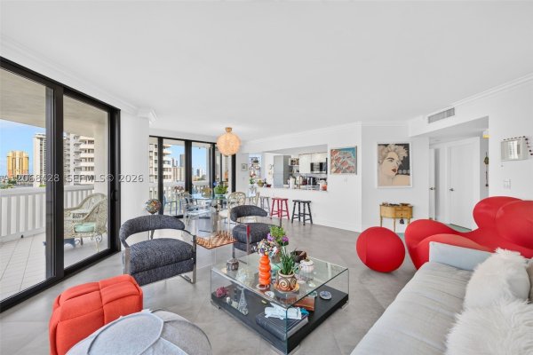 1000 Island Blvd #1204 Aventura, FL 33160