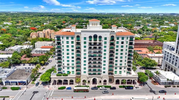 1300 Ponce De Leon Blvd #405 Coral Gables, FL 33134