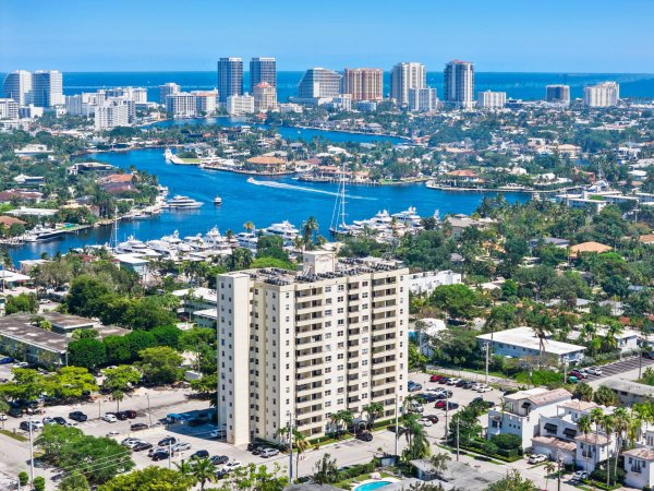 900 NE 18th #1407 Fort Lauderdale, FL 33304