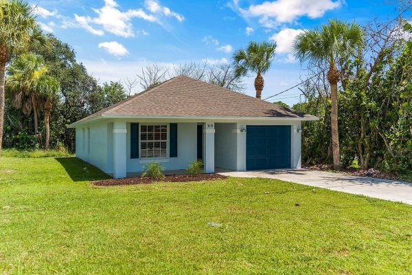 216 13th Vero Beach, FL 32962