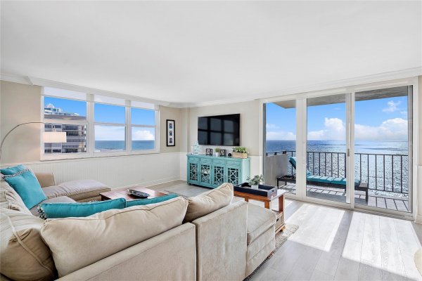 1900 S Ocean Blvd #12F Lauderdale By The Sea, FL 33062
