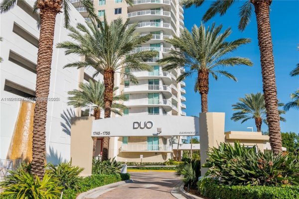 1755 E Hallandale Bch Blvd #305E Hallandale Beach, FL 33009