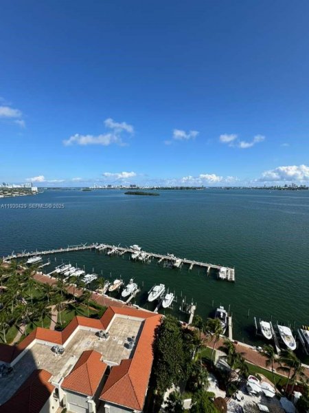 4000 Towerside Ter #1901 Miami, FL 33138