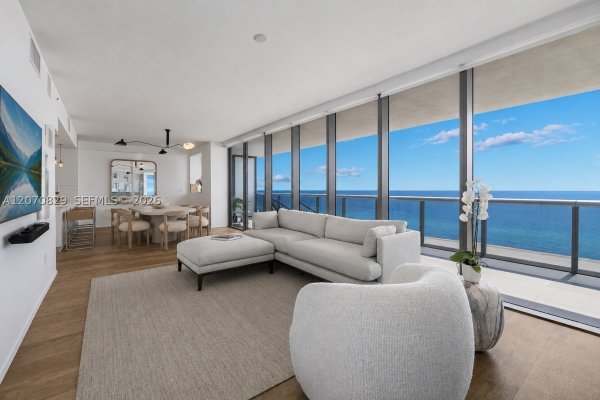 5875 Collins Ave #1102 Miami Beach, FL 33140