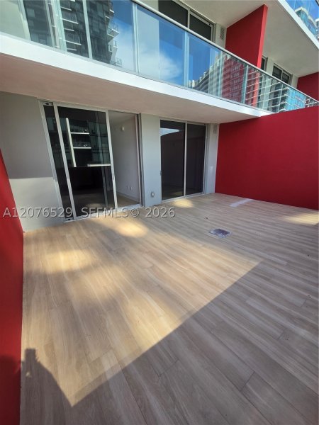 90 NE 32nd St #605 Miami, FL 33137