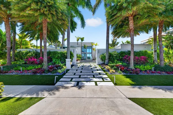 2200 Inlet Fort Lauderdale, FL 33316