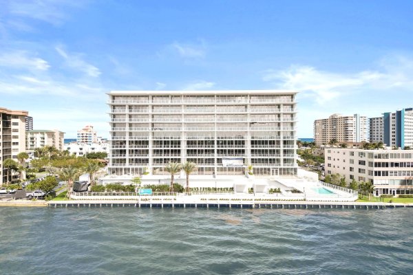 407 N Riverside #401 Pompano Beach, FL 33062