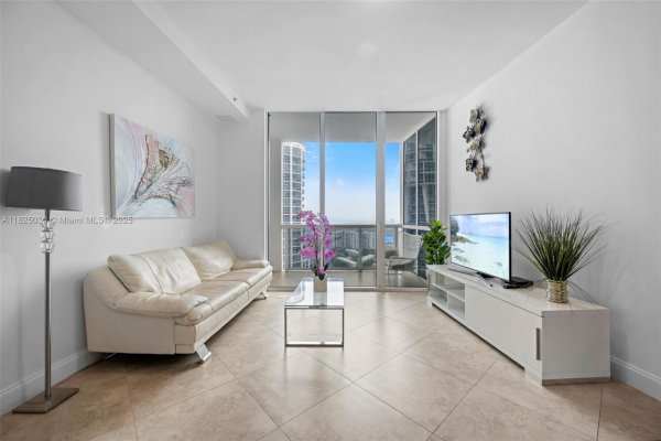 18201 Collins Ave #4705 Sunny Isles Beach, FL 33160