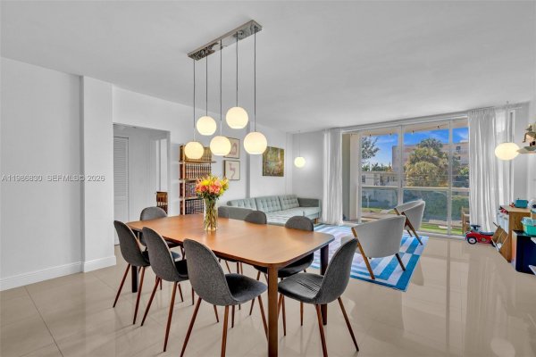 9381 E Bay Hbr Dr #202s Bay Harbor Islands, FL 33154