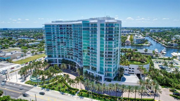 1 N Ocean Blvd #806 Pompano Beach, FL 33062