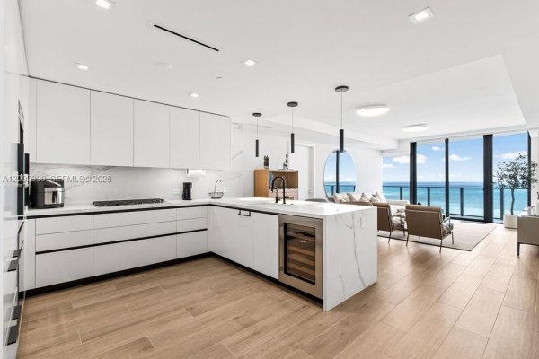 1116 N Ocean Blvd #1205 Pompano Beach, FL 33062