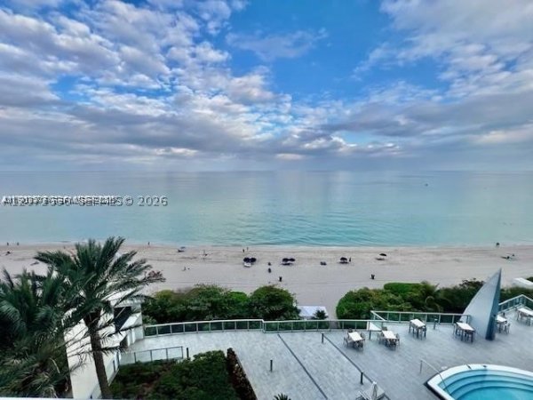 17121 Collins Ave #1007 Sunny Isles Beach, FL 33160