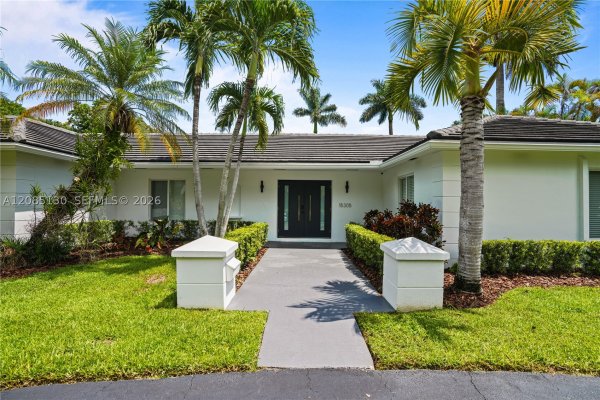 15305 SW 78th Ct Palmetto Bay, FL 33157