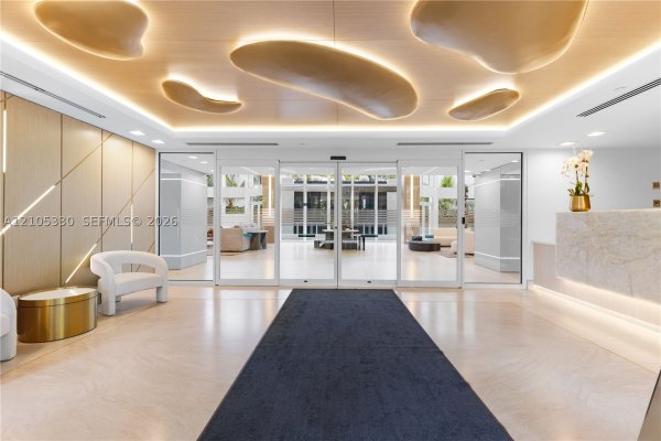 21205 Yacht Clb Dr #304 Aventura, FL 33180