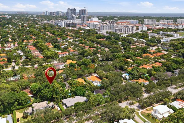 3700 Harlano St Coral Gables, FL 33134