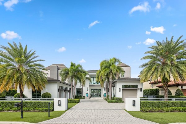 169 W Key Palm Rd Boca Raton, FL 33432