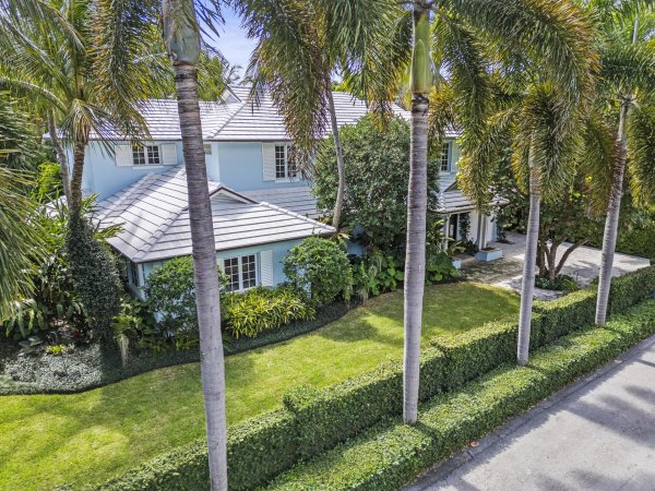 156 Dolphin Palm Beach, FL 33480