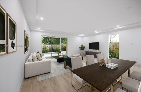 3162 Plaza St Coconut Grove, FL 33133