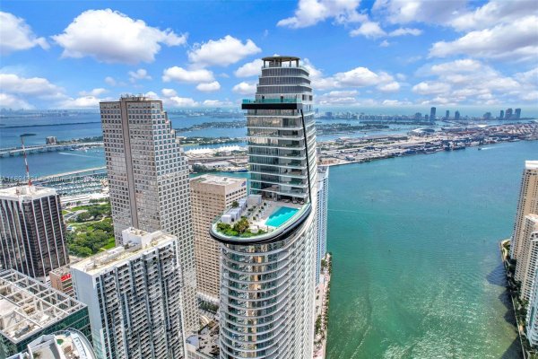 300 Biscayne Blvd Way #501 Miami, FL 33131