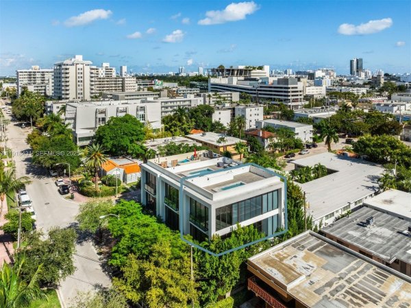 1525 Bay Rd #1525 Miami Beach, FL 33139