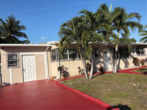325 NW 193rd Ter #1 Miami Gardens, FL 33169