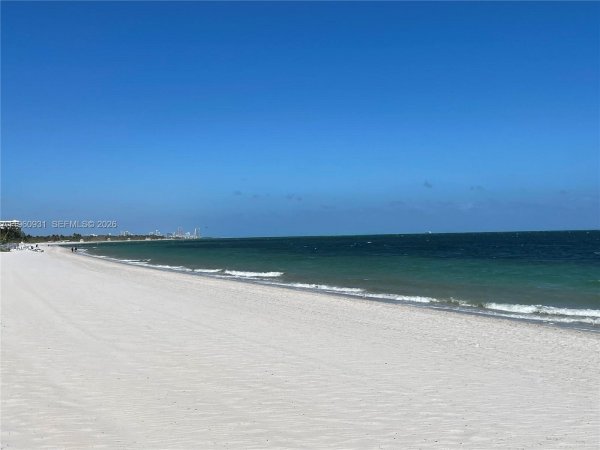 151 Crandon Blvd #626 Key Biscayne, FL 33149