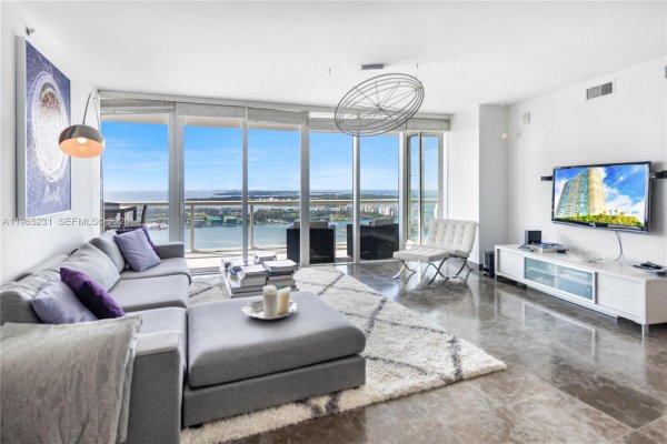 450 Alton Rd #3703 Miami Beach, FL 33139