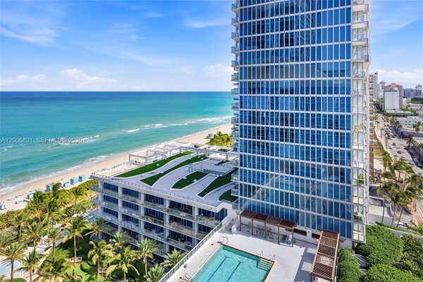 6801 Collins Ave #PH01/02 Miami Beach, FL 33141