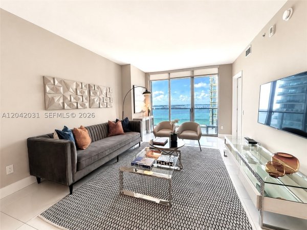 1300 Brickell Bay Dr #2307 Miami, FL 33131